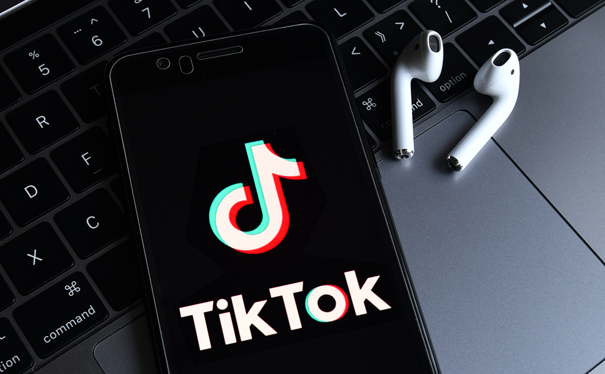 Tiểu sử chất như nước cất trên TikTok 2023